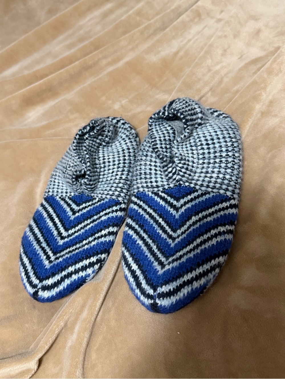 Bombas Knit Slip-On Slippers - Blue and Gray Women’s Medium 7/8
